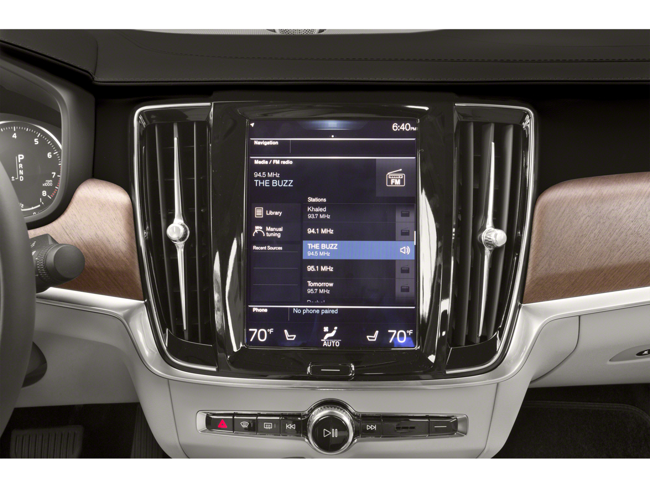 2019 Volvo S90 T6 Momentum