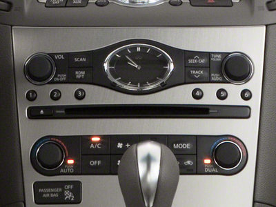 2011 INFINITI G37 Journey