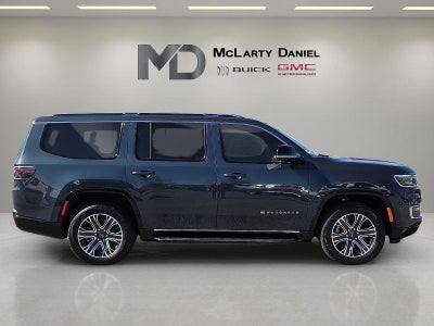 2025 Jeep Wagoneer Base