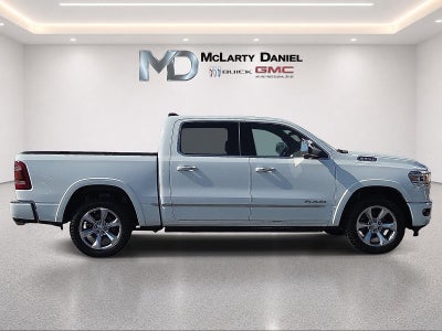 2020 RAM 1500 Limited Crew Cab 4x4 5'7" Box
