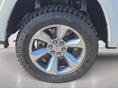 2020 RAM 1500 Limited Crew Cab 4x4 5'7" Box