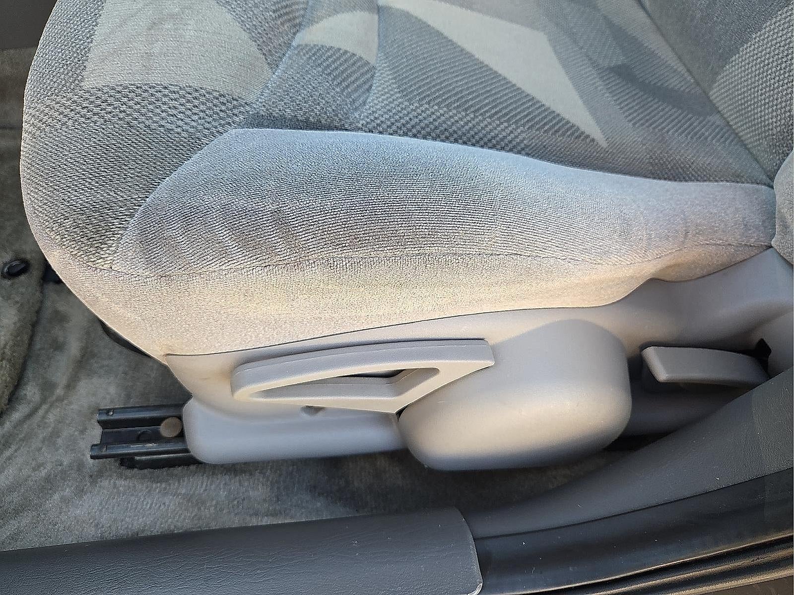 2003 Saturn Ion ION 3