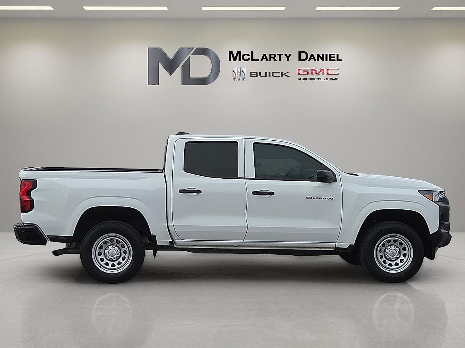 2024 Chevrolet Colorado WT