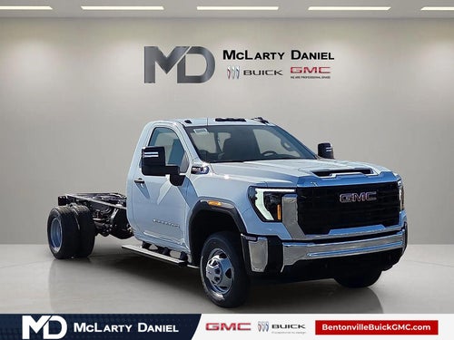 2026 GMC Sierra 3500 HD Chassis Cab Pro