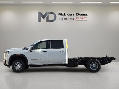 2026 GMC Sierra 3500 HD Chassis Cab Pro