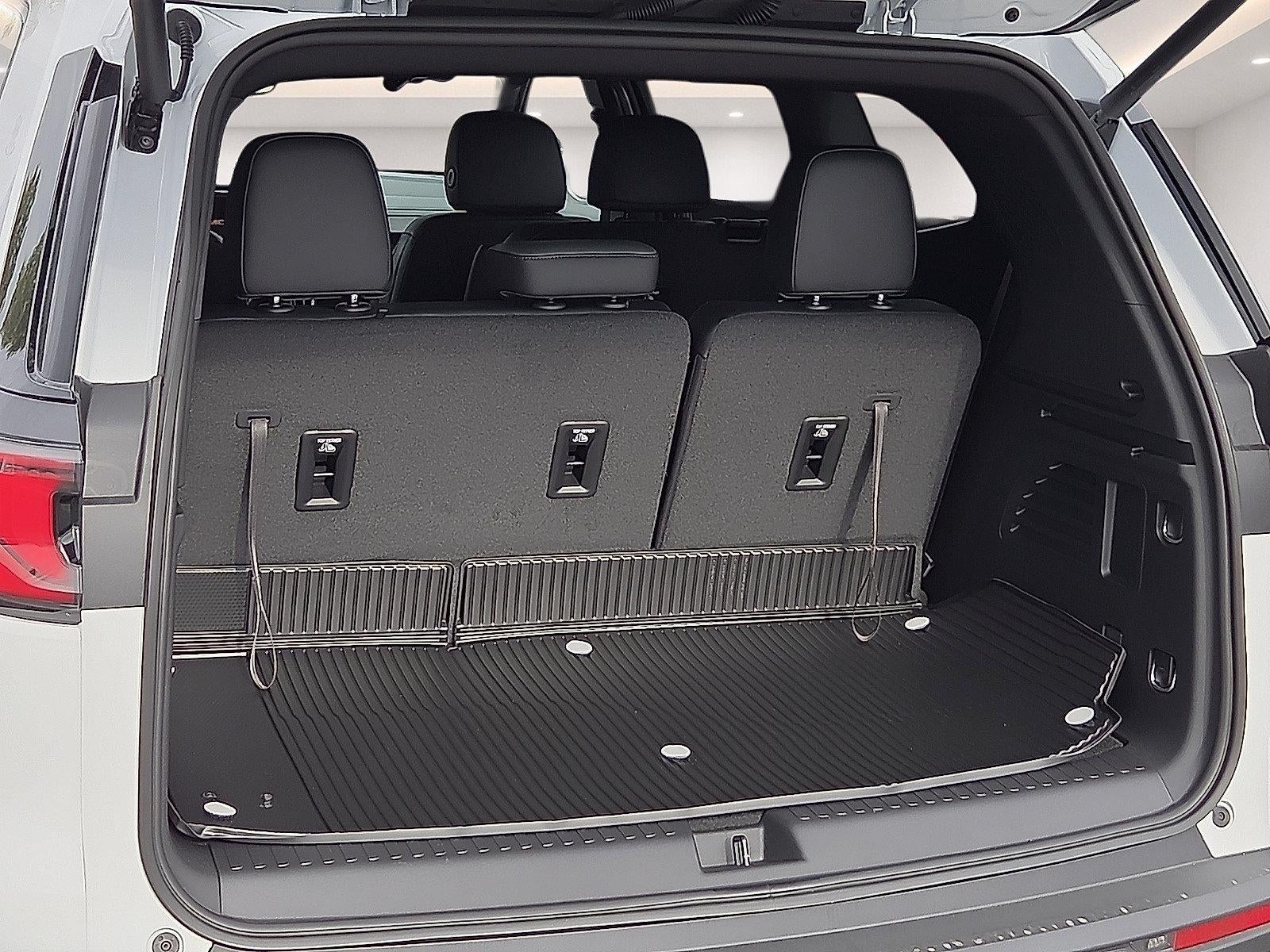 2027 GMC Acadia AT4