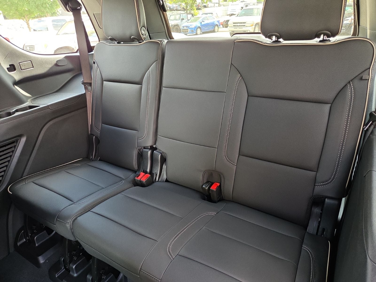2026 GMC Yukon Elevation - Photo 10