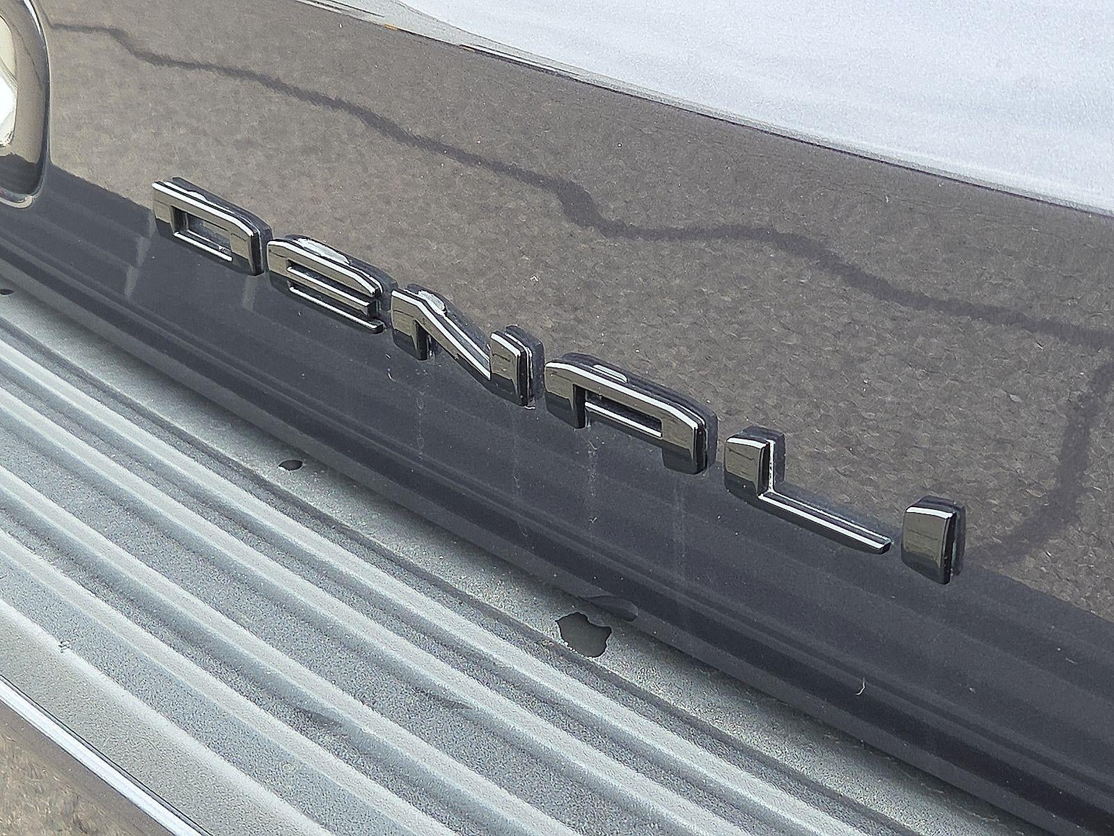 2023 GMC Yukon Denali Ultimate