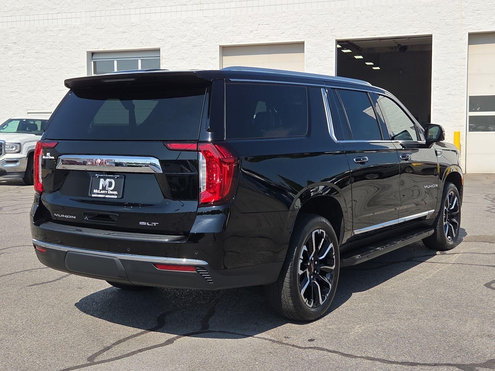 2022 GMC Yukon XL SLT