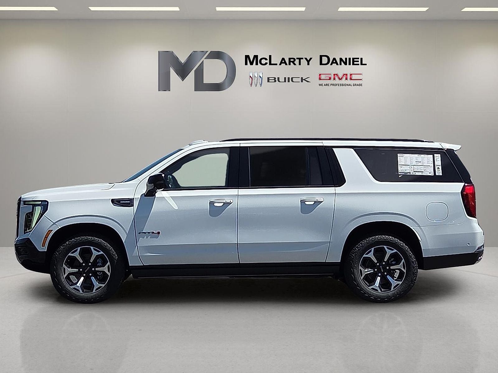 2026 GMC Yukon XL AT4