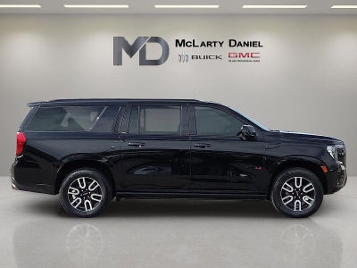 2023 GMC Yukon XL AT4