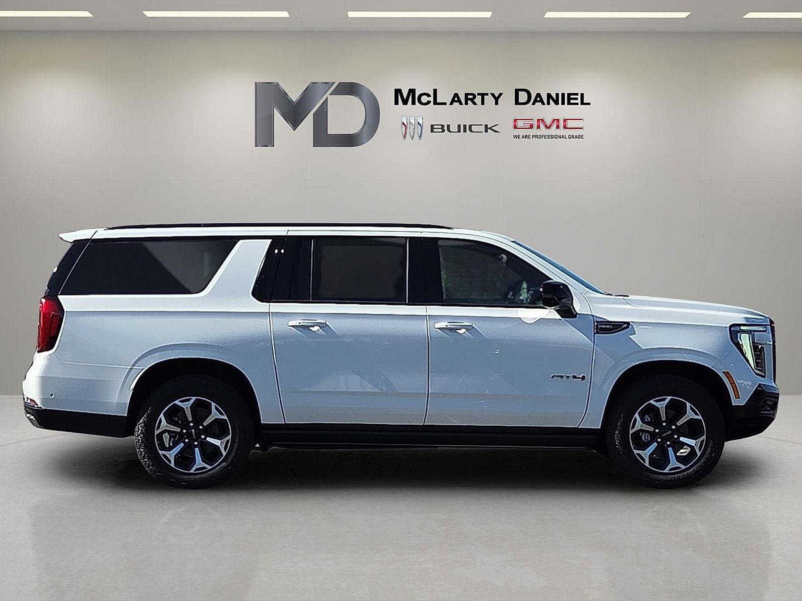 2026 GMC Yukon XL AT4