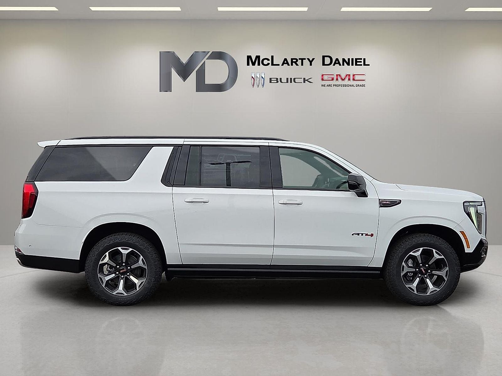 2026 GMC Yukon XL AT4