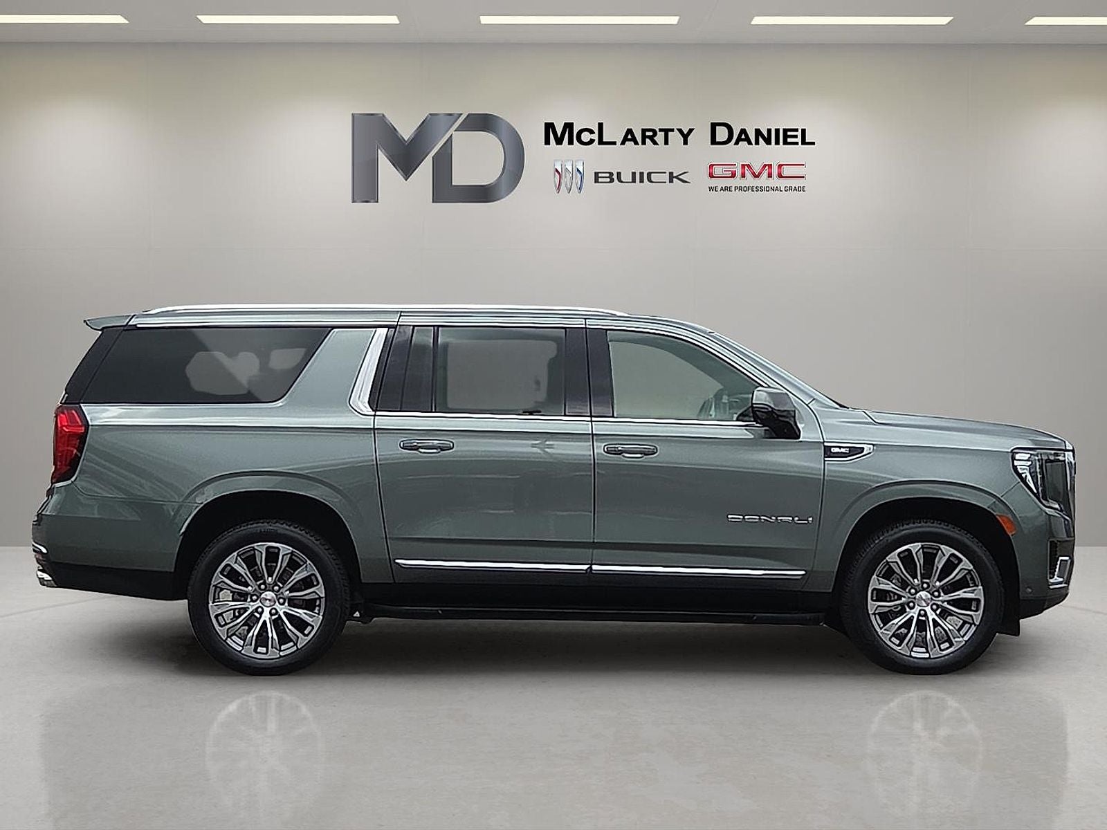 2024 GMC Yukon XL Denali