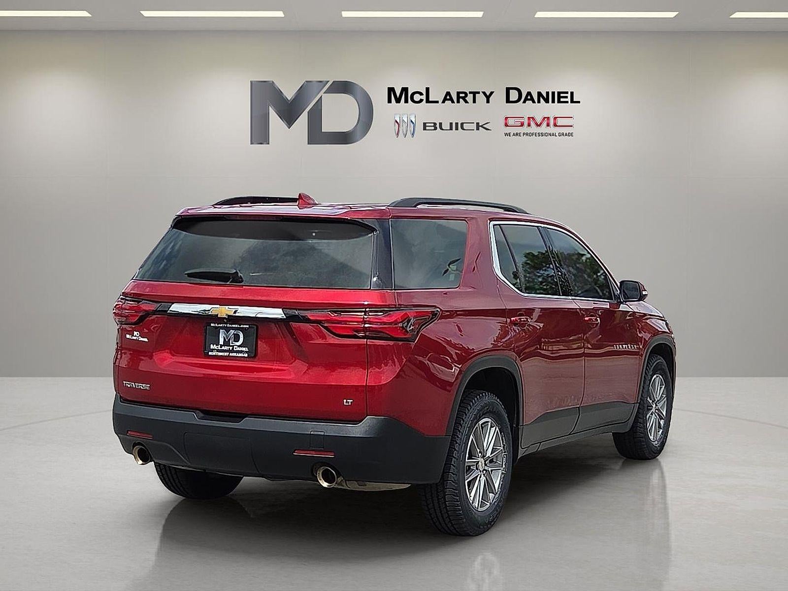 2023 Chevrolet Traverse LT Cloth