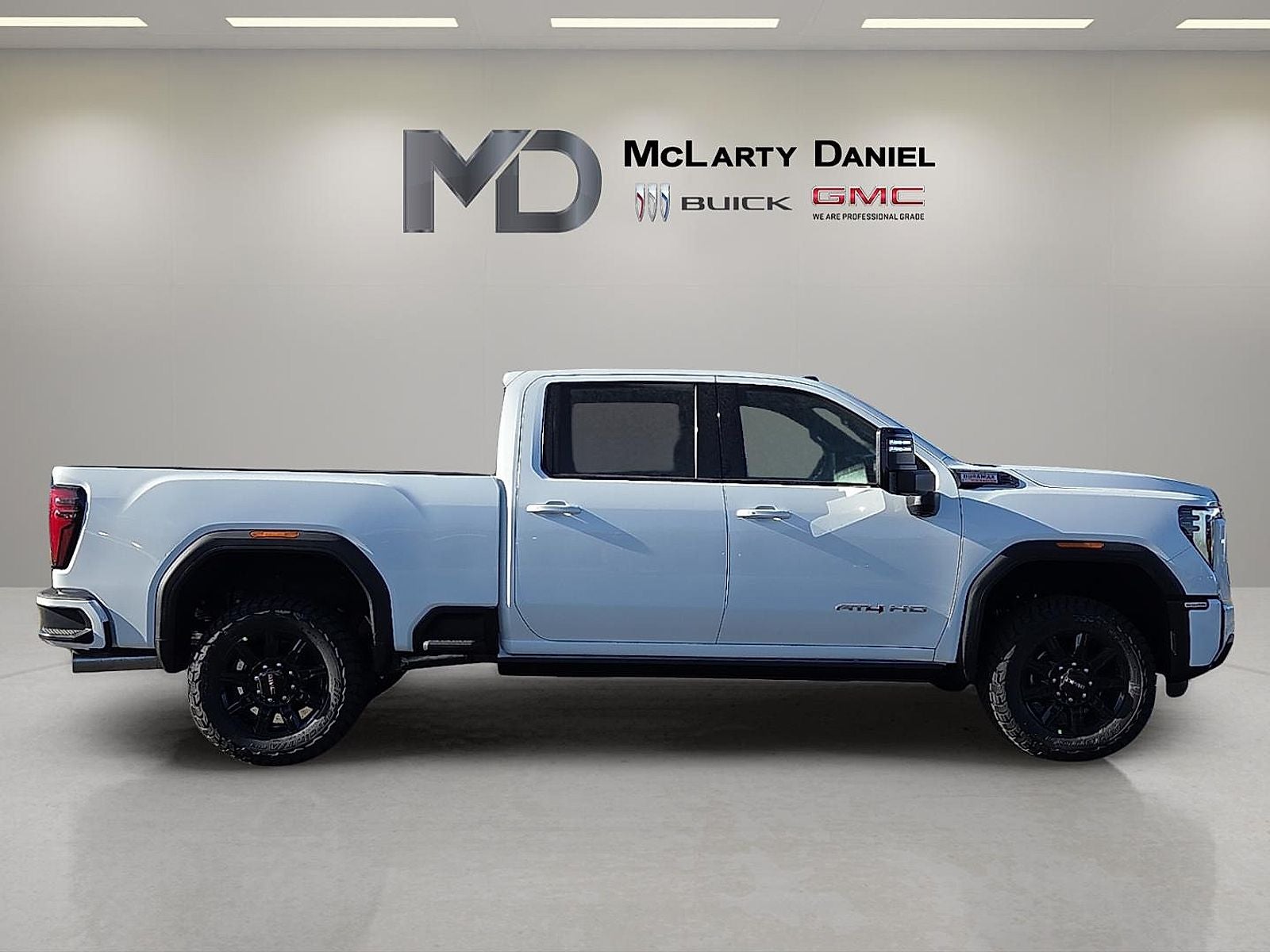 2026 GMC Sierra 3500 HD AT4