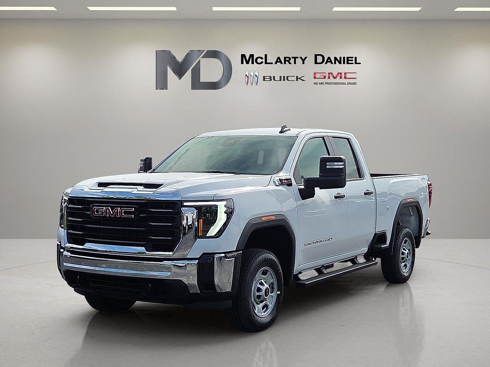 2026 GMC Sierra 2500HD Pro - Photo 2