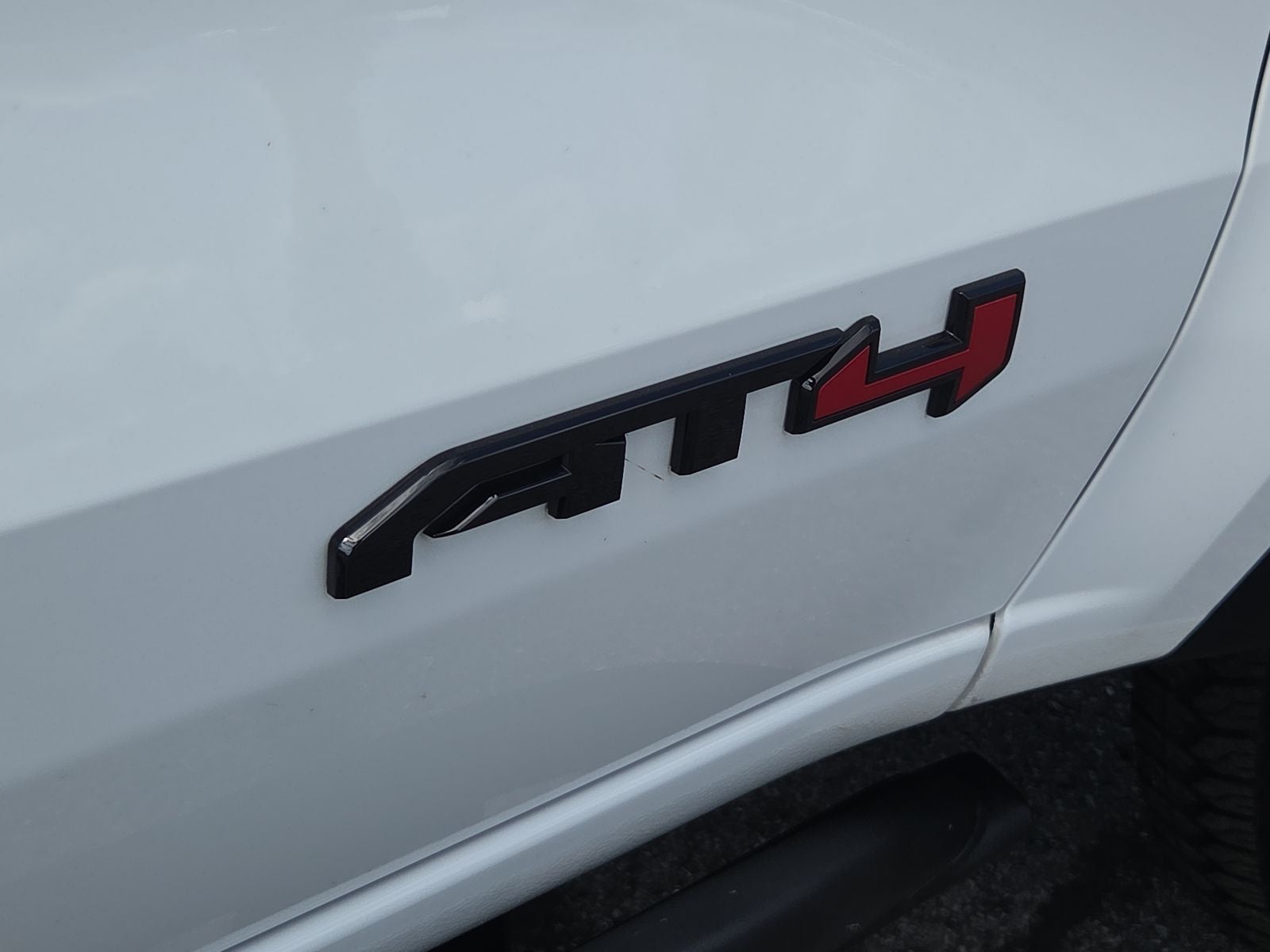 2025 GMC Canyon AT4