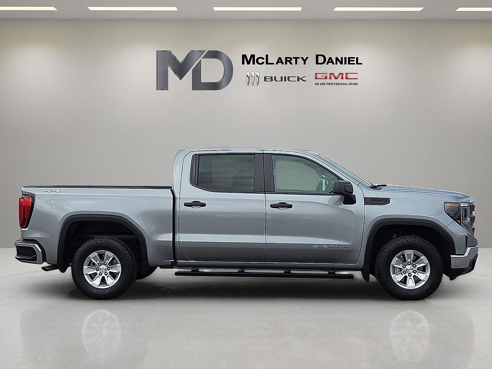 2023 GMC Sierra 1500 Pro