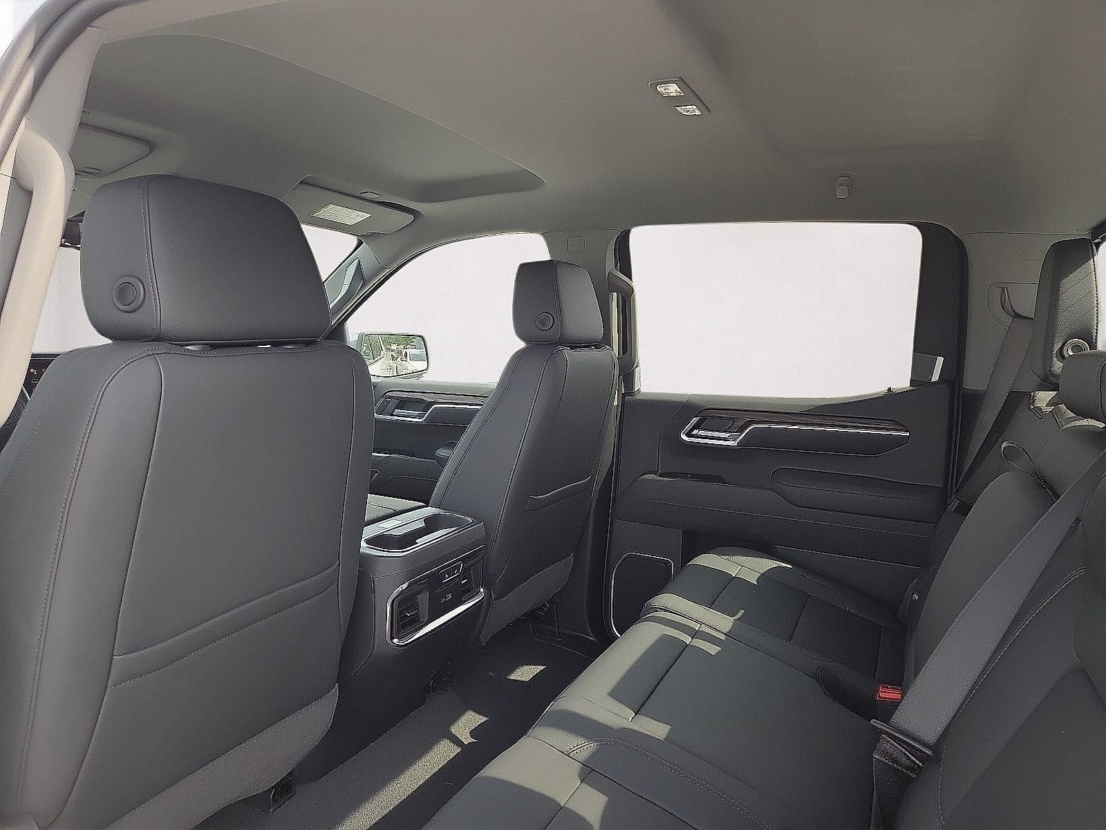 2026 GMC Sierra 1500 SLT - Photo 10