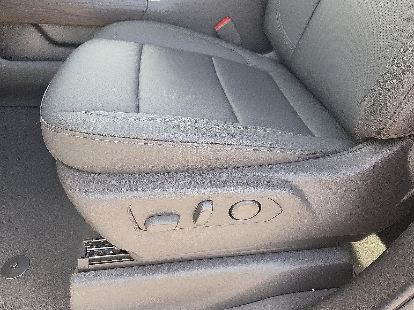 2026 GMC Sierra 1500 SLT - Photo 14