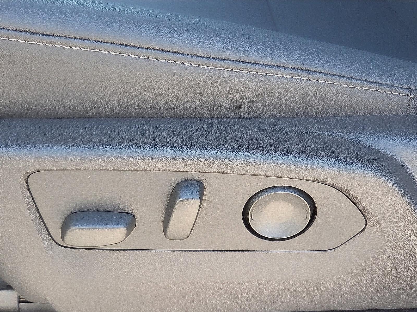 2026 GMC Sierra 1500 SLT - Photo 14