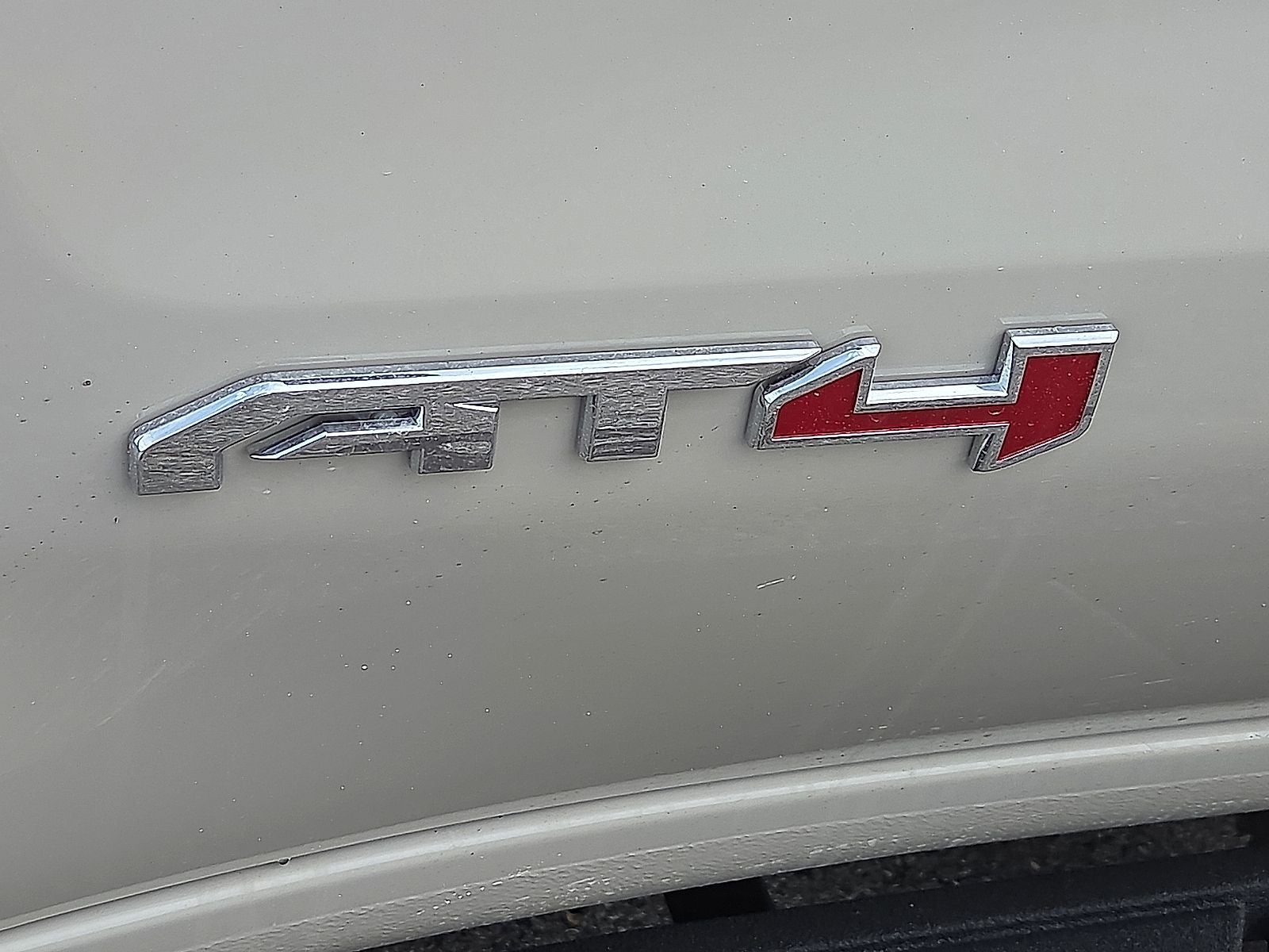2026 GMC Sierra 1500 AT4 - Photo 8