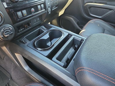 2023 Nissan TITAN Crew Cab PRO-4X 4x4