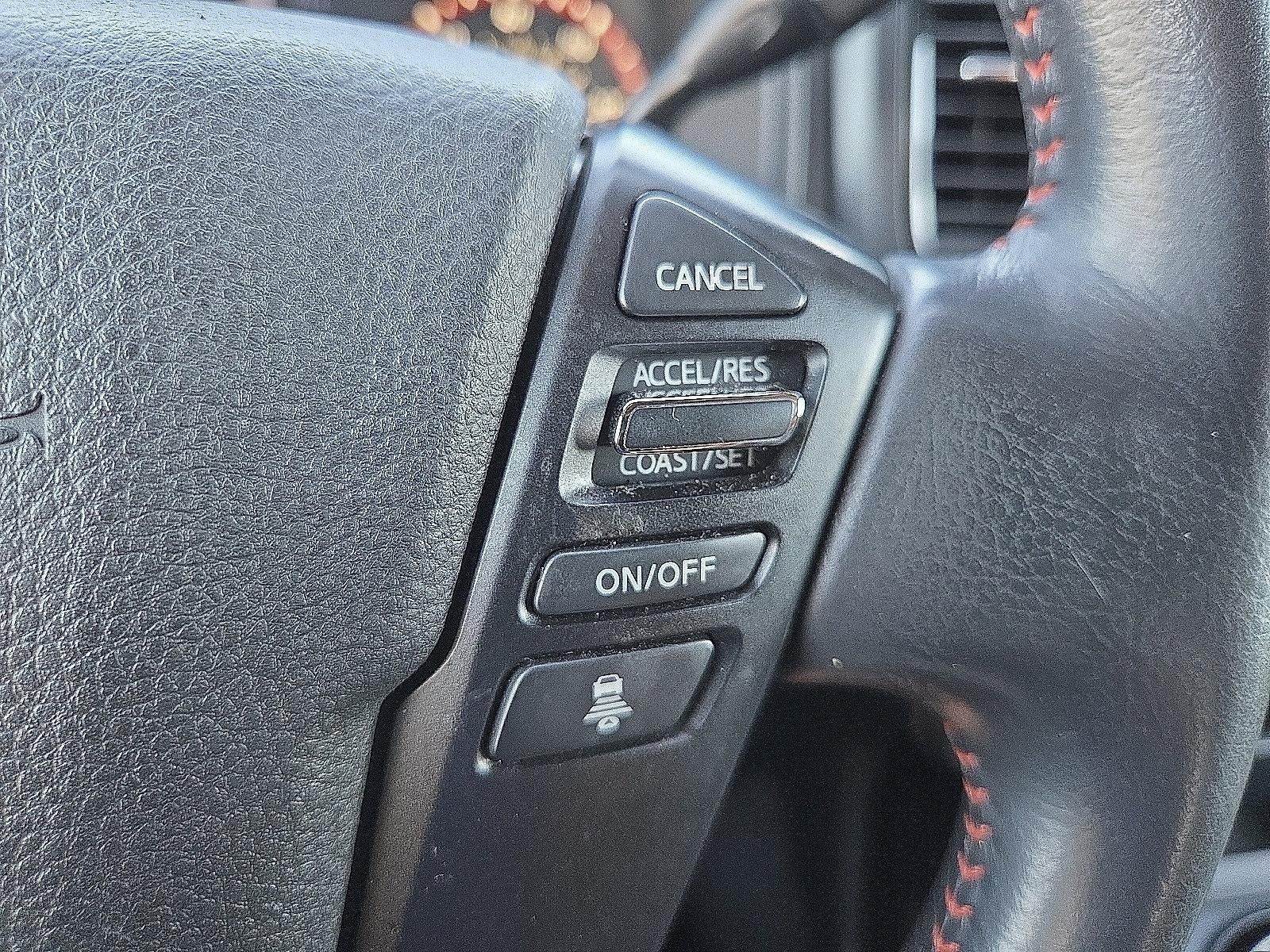 2023 Nissan TITAN Crew Cab PRO-4X 4x4