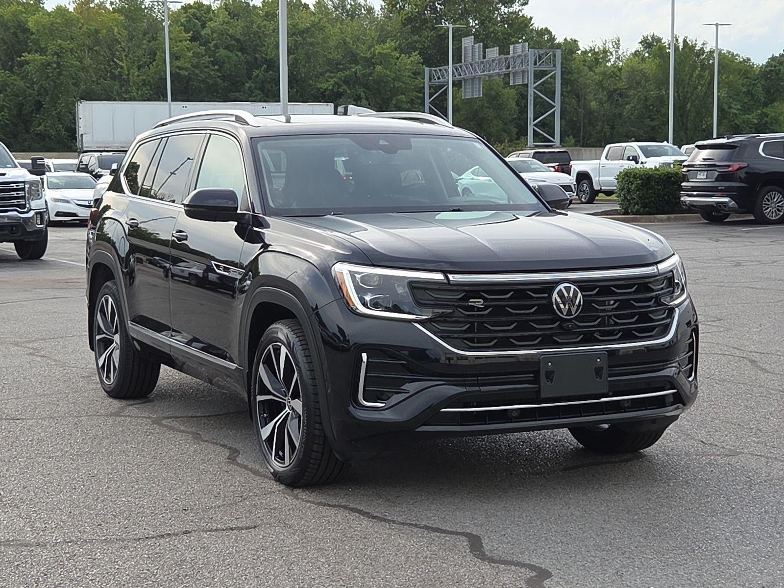 2025 Volkswagen Atlas 2.0T SEL Premium R-Line