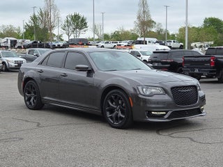 2023 Chrysler 300 Touring L