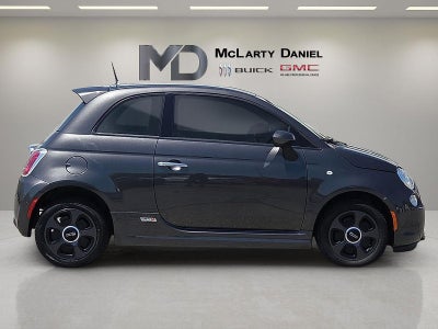 2019 FIAT 500e Base