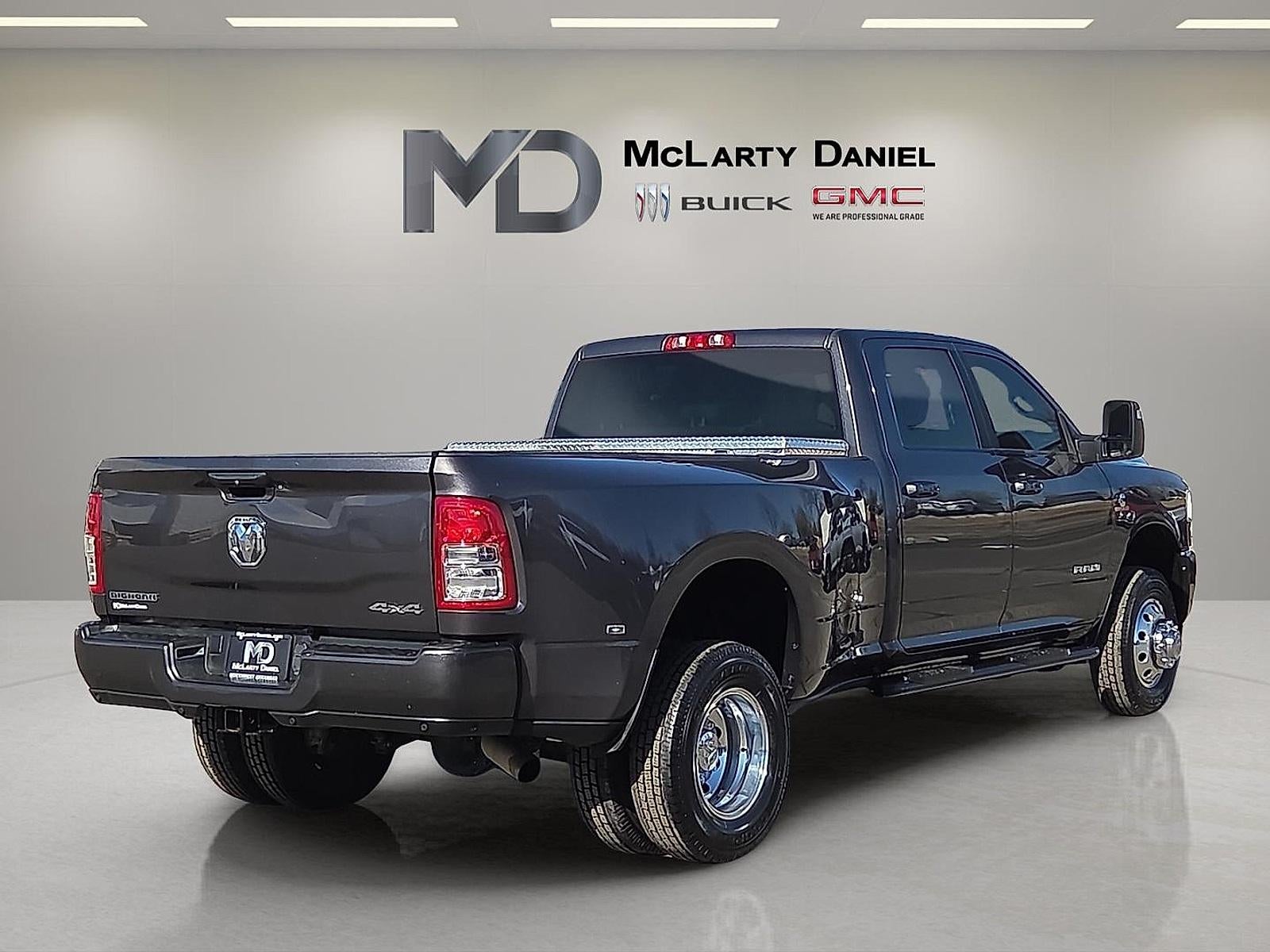 2023 RAM 3500 Big Horn Crew Cab 4x4 8' Box