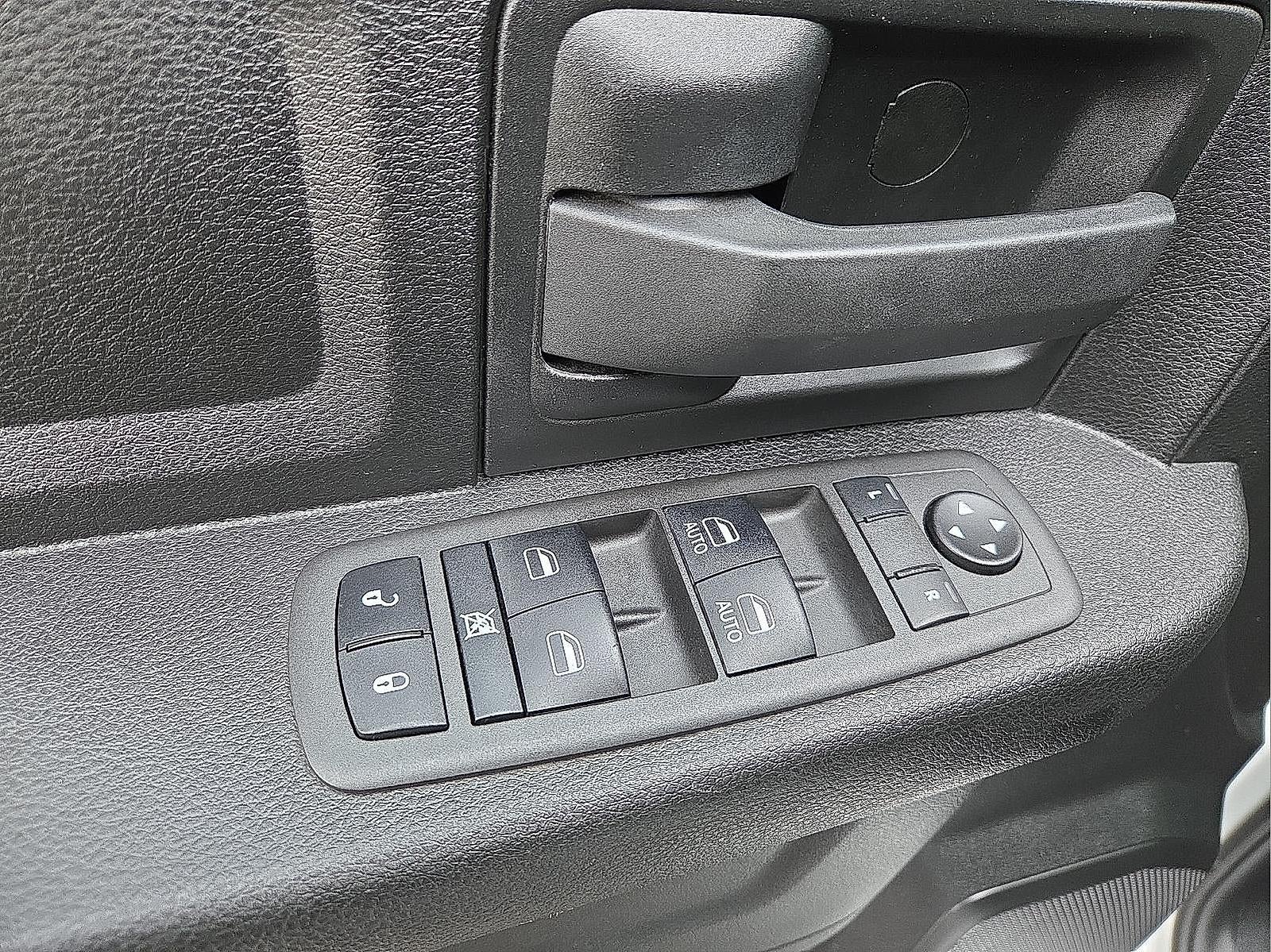 2021 RAM 1500 Classic Tradesman Crew Cab 4x2 5'7" Box