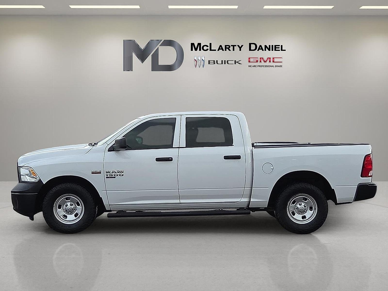 2021 RAM 1500 Classic Tradesman Crew Cab 4x2 5'7" Box