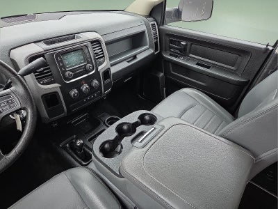 2017 RAM 2500 Tradesman Crew Cab 4x4 6'4" Box