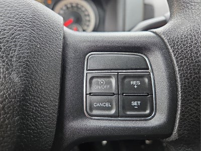 2017 RAM 2500 Tradesman Crew Cab 4x4 6'4" Box