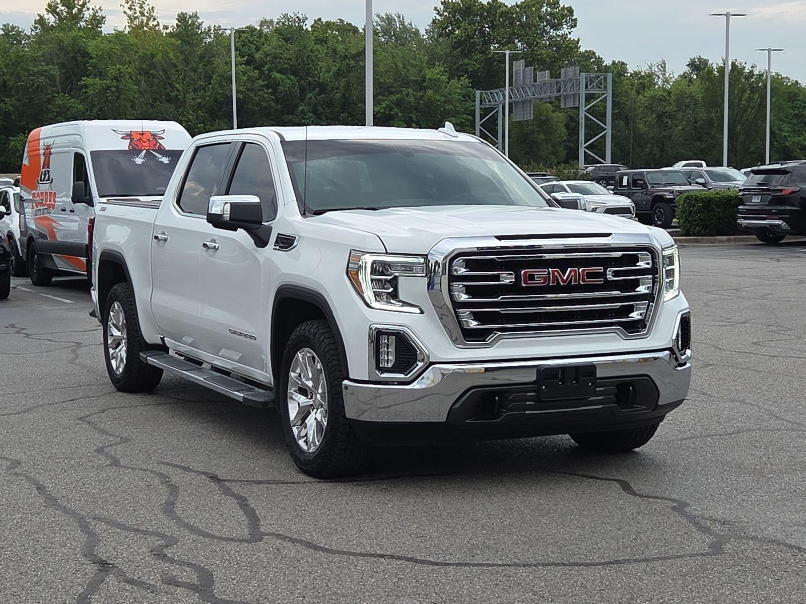 2021 GMC Sierra 4WD Crew Cab Short Box SLT's photo
