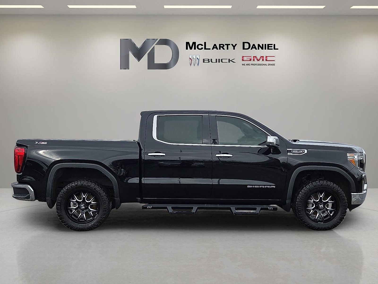 2019 GMC Sierra 1500 SLT
