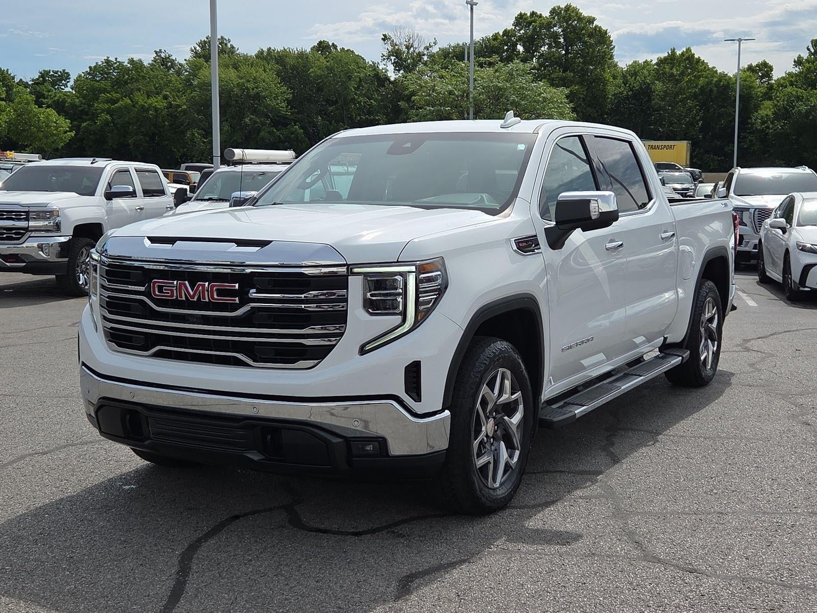 2024 GMC Sierra 1500 SLT