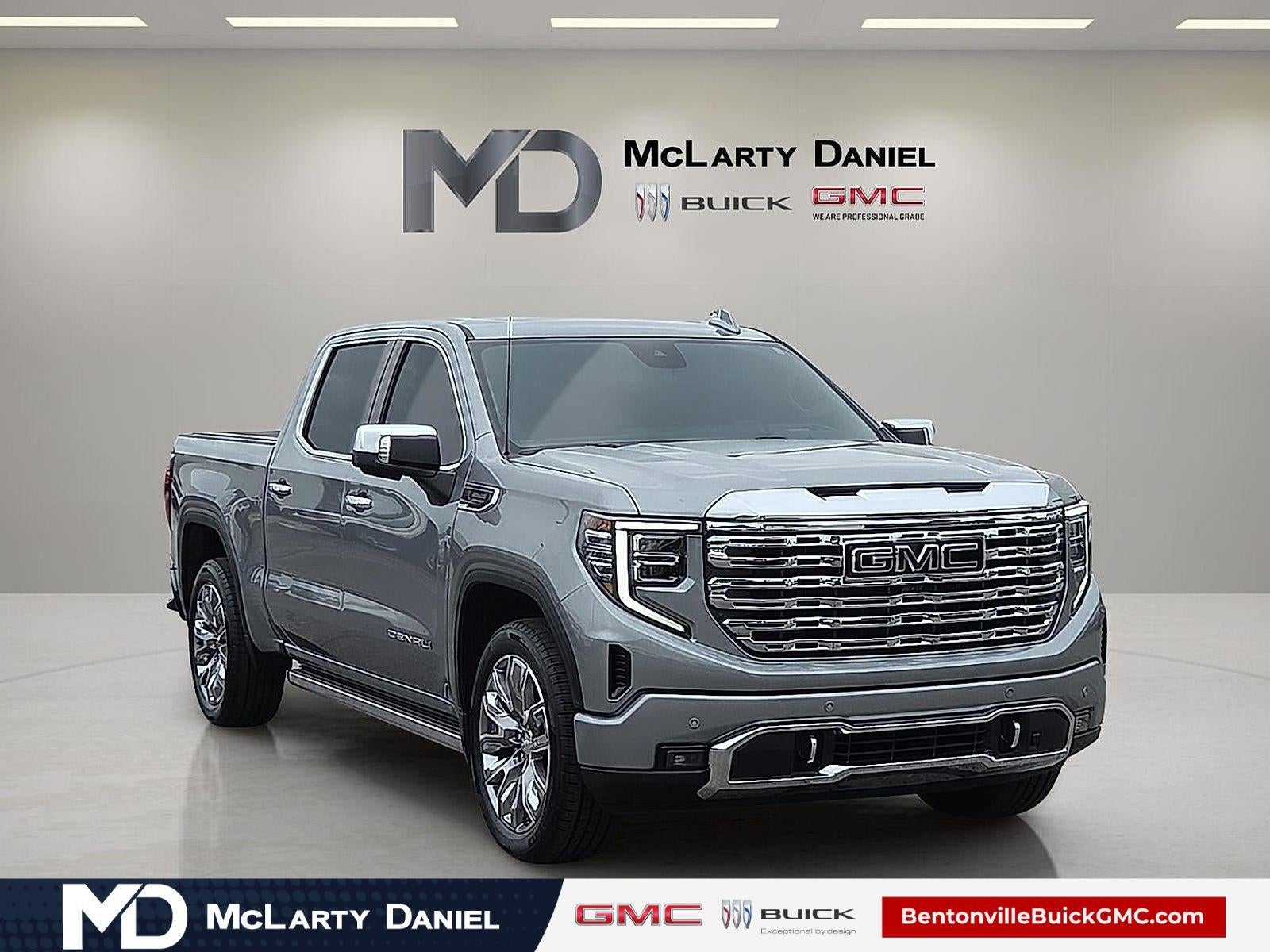 2023 GMC Sierra 4WD Crew Cab Short Box Denali's photo
