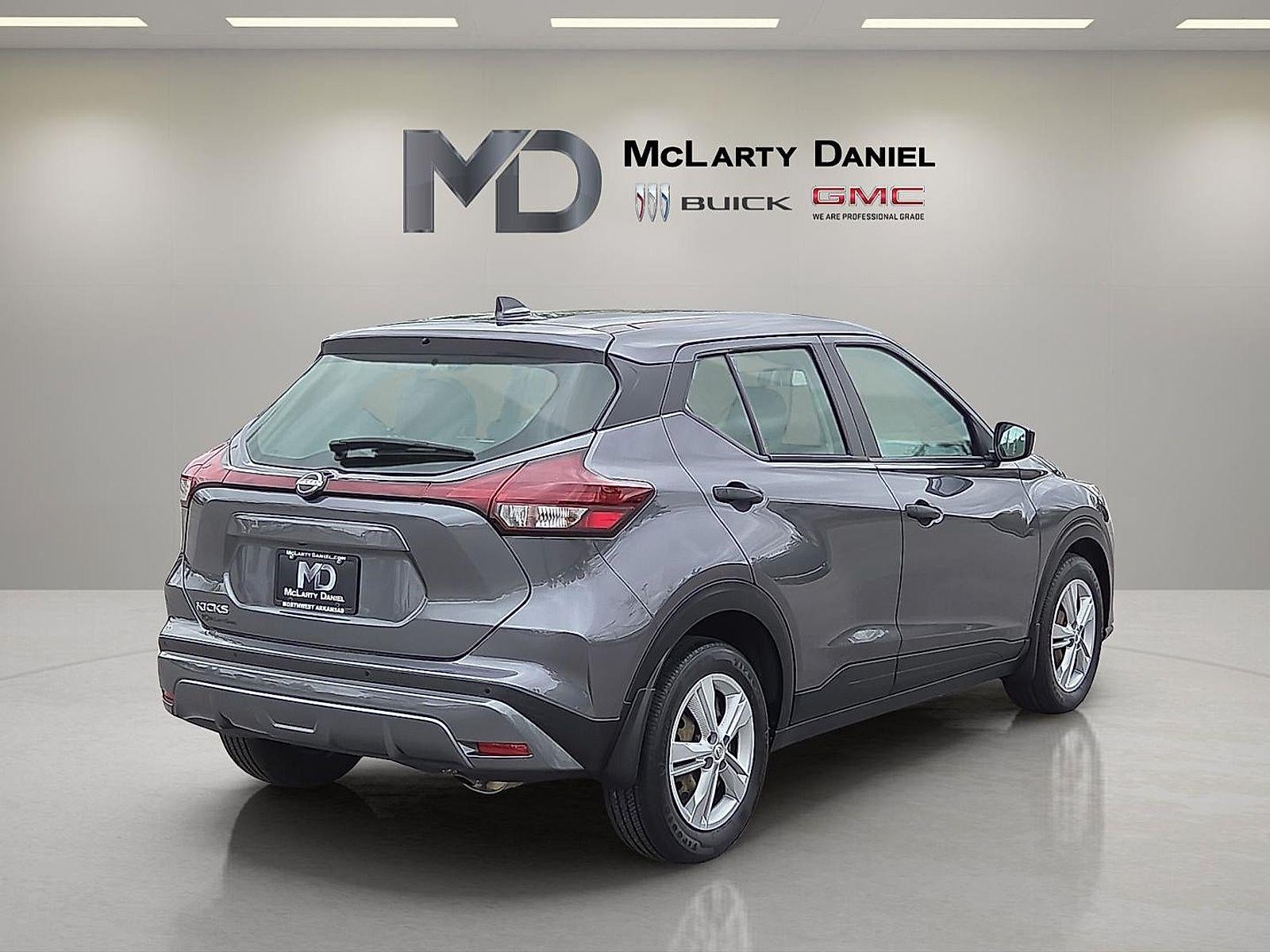 2023 Nissan Kicks S Xtronic CVT