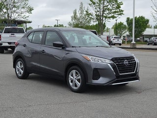 2023 Nissan Kicks S Xtronic CVT