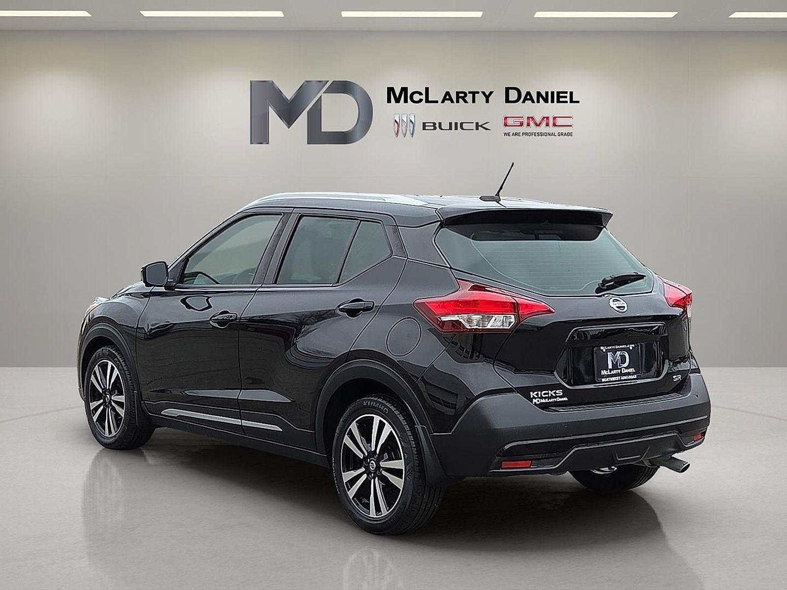 2019 Nissan Kicks SR