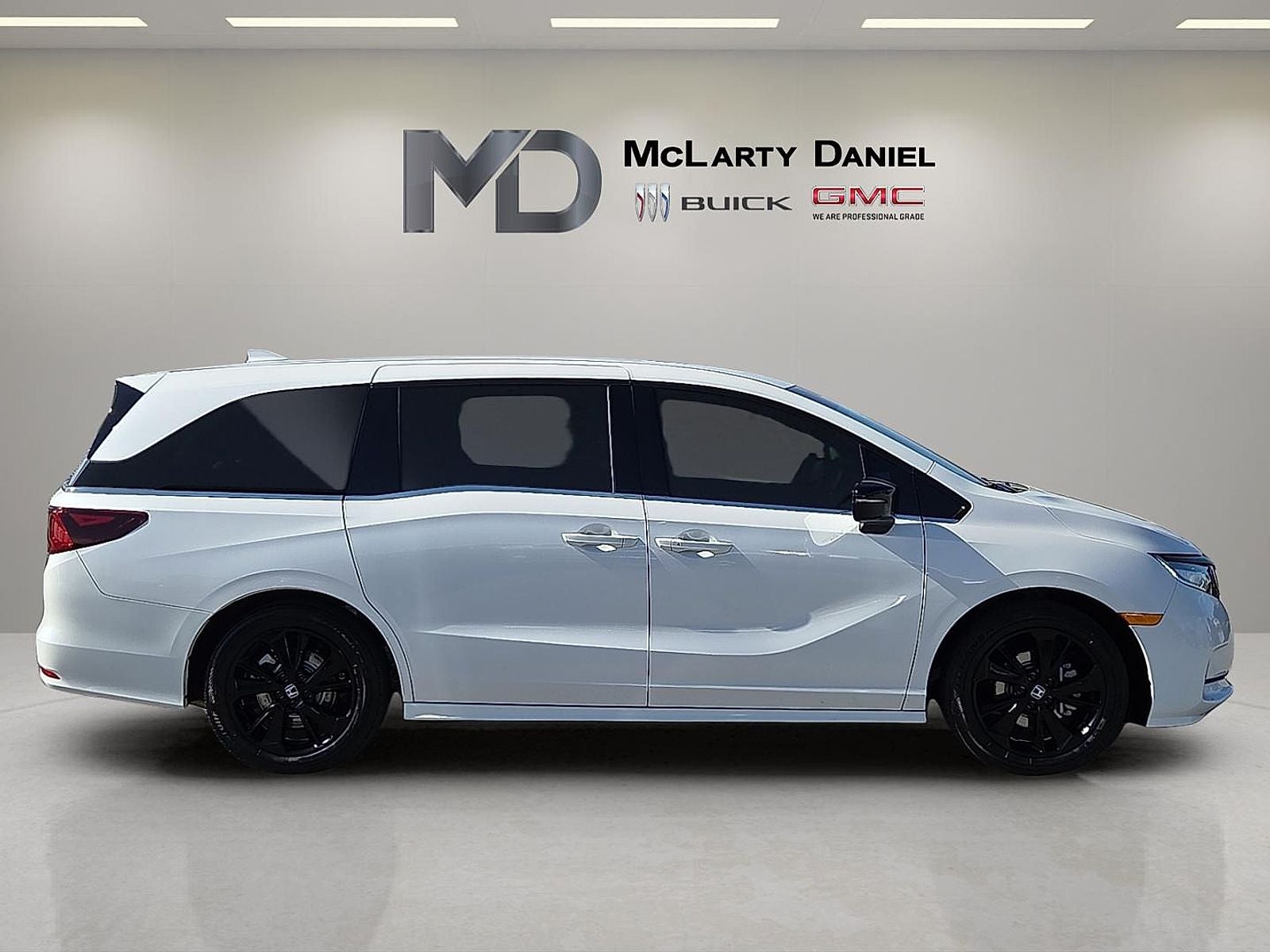 2024 Honda Odyssey Sport