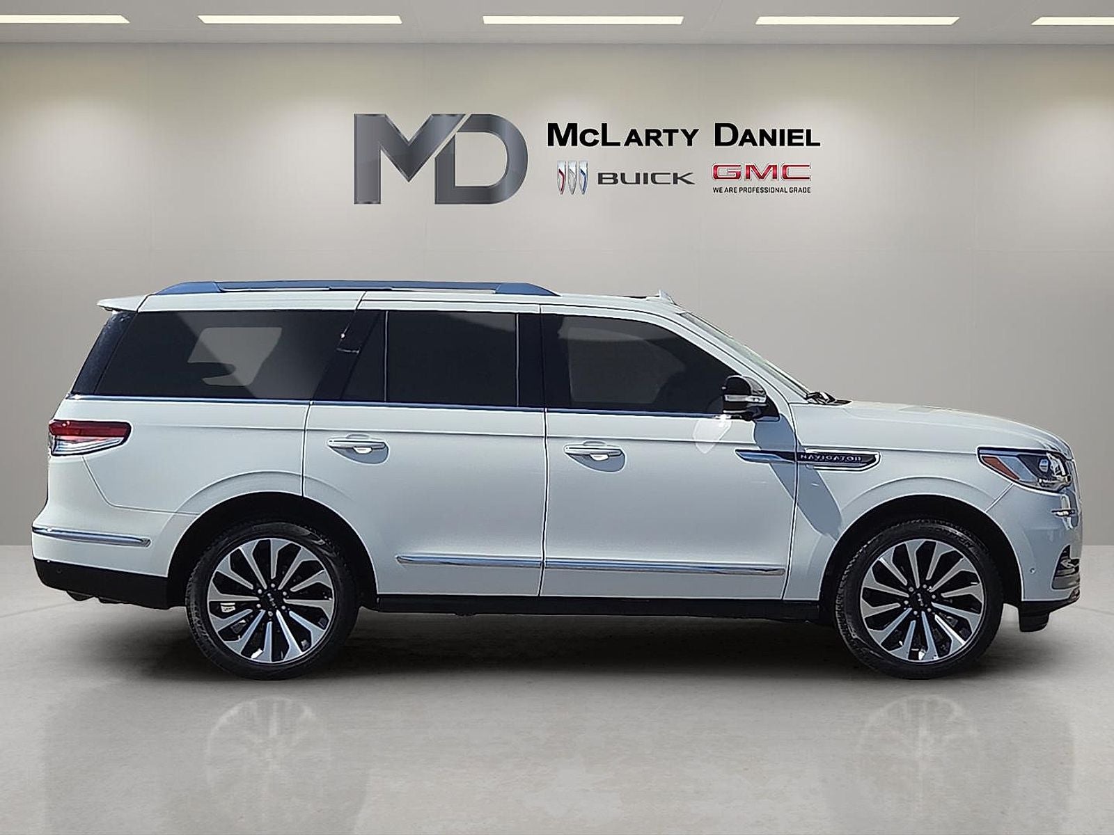 2024 Lincoln Navigator Reserve