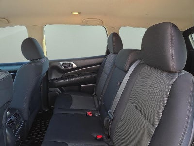 2019 Nissan Pathfinder SV