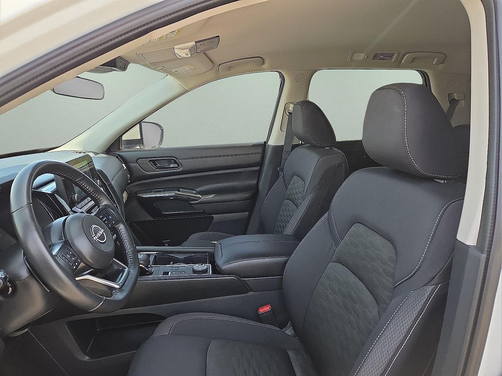 2024 Nissan Pathfinder SV 4WD