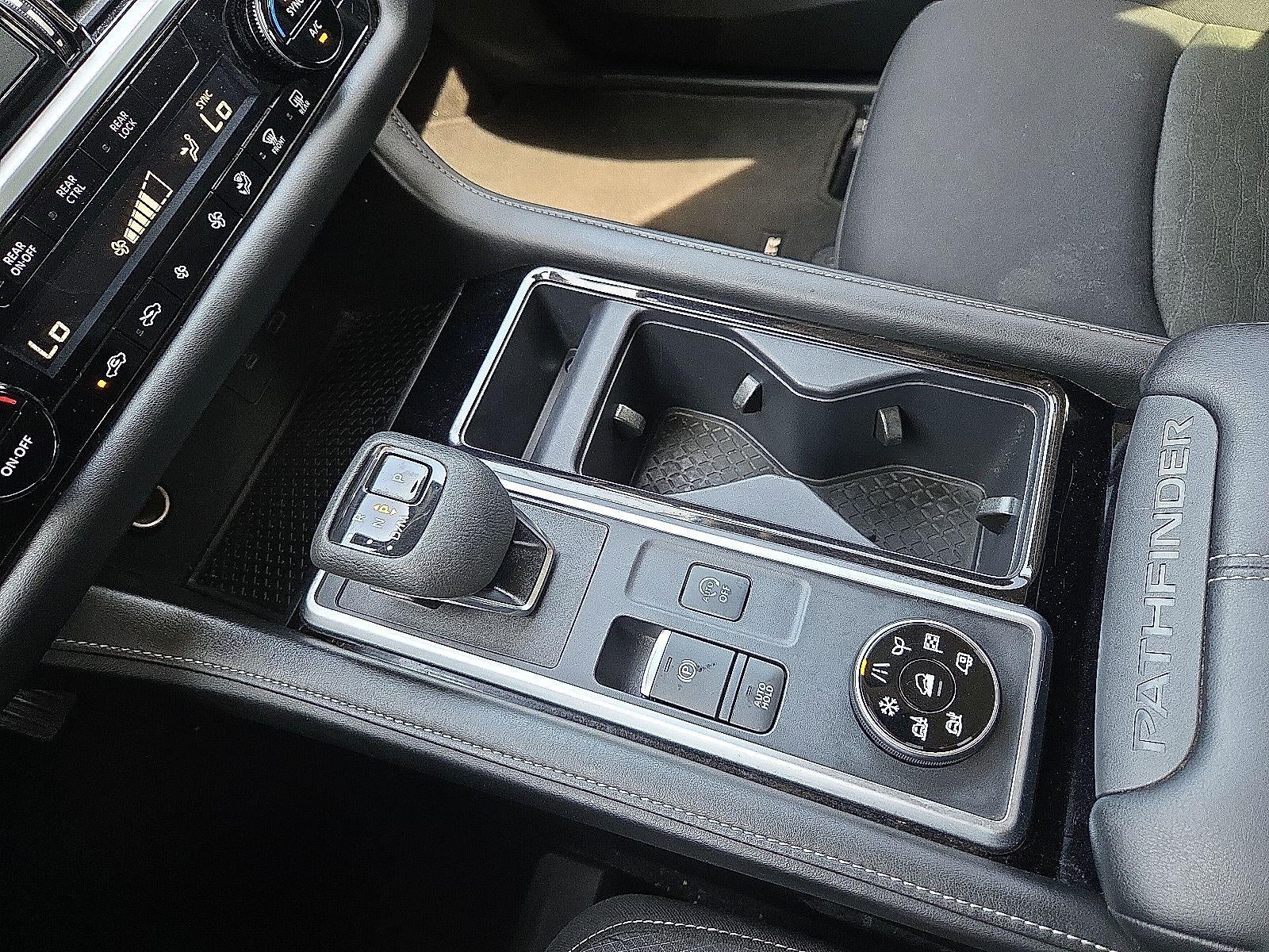 2024 Nissan Pathfinder SV 4WD