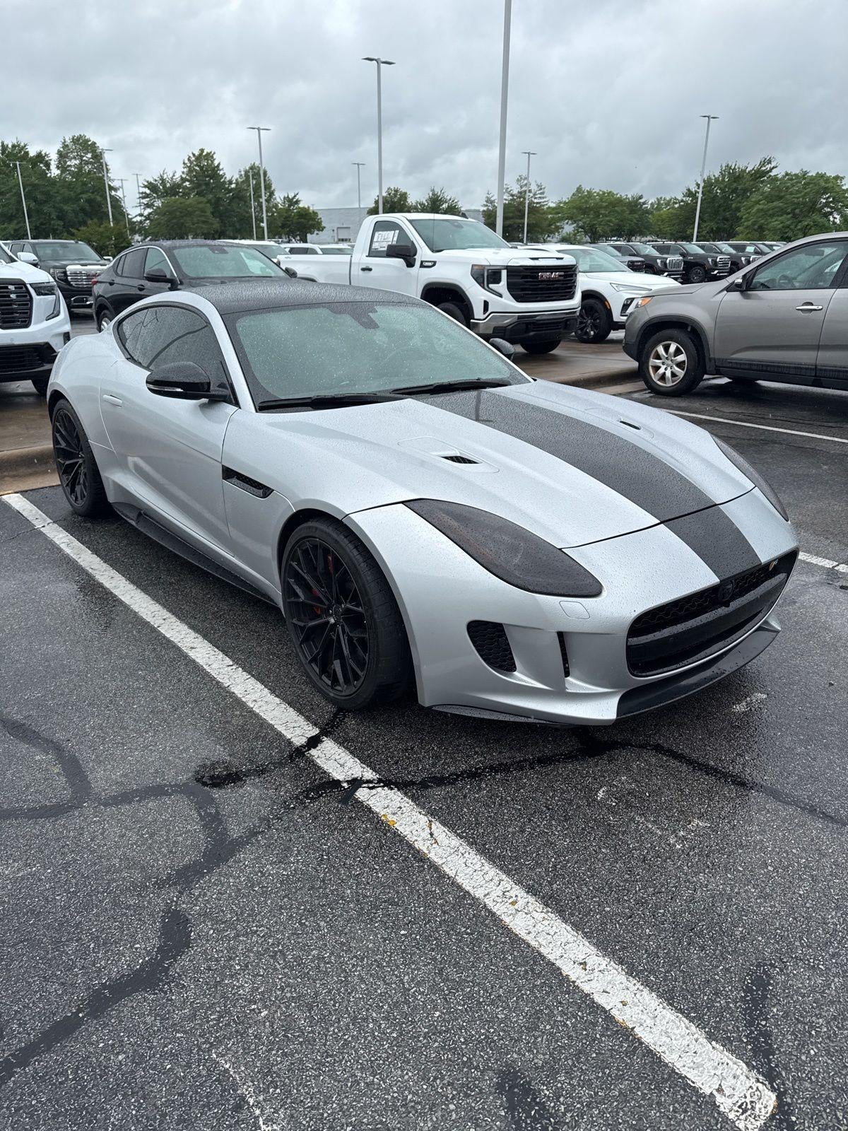 2016 Jaguar F-TYPE R